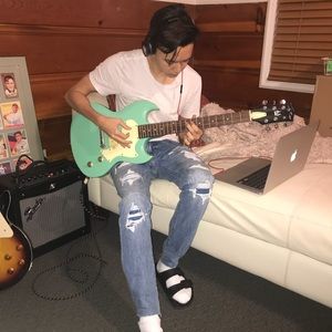 Meet your Posher, Carson